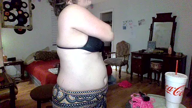 sophiarica online show from 04.29.26
