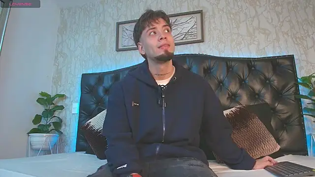 Snapshot of MattDevon chatting on 02.17.26 MattDevon online show from 02.17.26