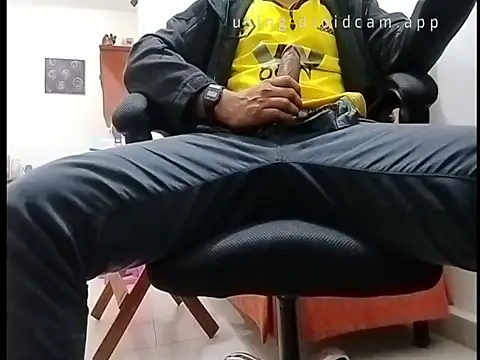 Snapshot of OlmecaSex chatting on 01.13.26 OlmecaSex online show from 01.13.26