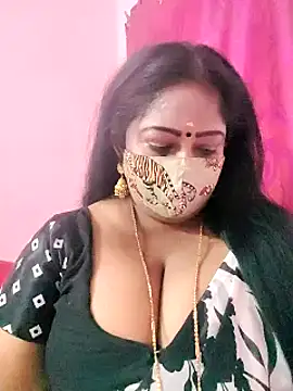 Snapshot of maniisha chatting on 02.07.25 maniisha online show from 02.07.25