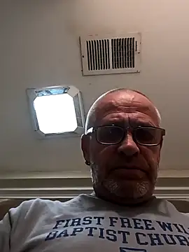 Snapshot of geilerschwanz64 chatting on 02.28.25 geilerschwanz64 online show from 02.28.25