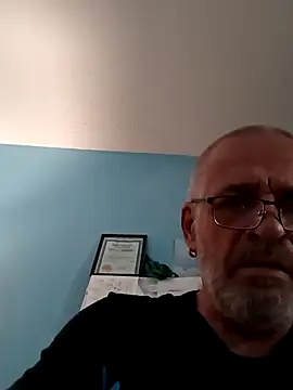 Snapshot of geilerschwanz64 chatting on 03.09.25 geilerschwanz64 online show from 03.09.25