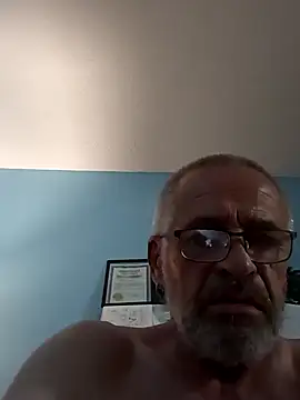 Snapshot of geilerschwanz64 chatting on 03.21.25 geilerschwanz64 online show from 03.21.25