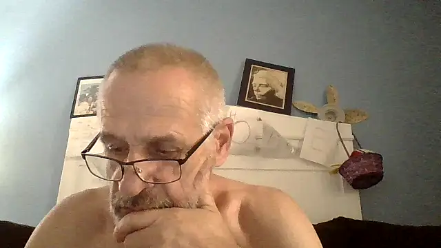 Snapshot of geilerschwanz64 chatting on 10.10.25 geilerschwanz64 online show from 10.10.25