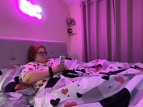 Snapshot of Tallulah-mae-xoxox chatting on 01.12.25 Tallulah-mae-xoxox online show from 01.12.25