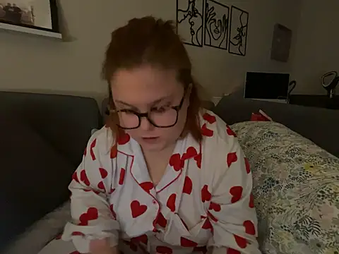 Snapshot of Tallulah-mae-xoxox chatting on 01.21.25 Tallulah-mae-xoxox online show from 01.21.25