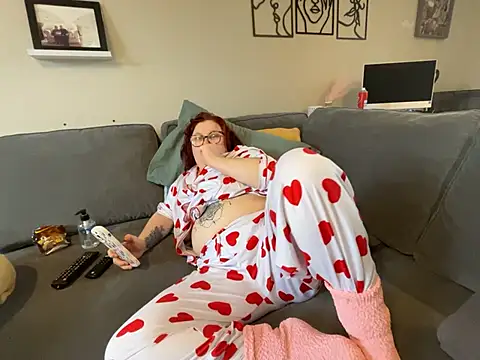 Snapshot of Tallulah-mae-xoxox chatting on 02.03.25 Tallulah-mae-xoxox online show from 02.03.25