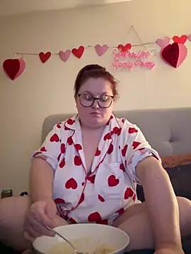 Snapshot of Tallulah-mae-xoxox chatting on 02.25.25 Tallulah-mae-xoxox online show from 02.25.25