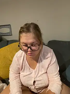 Tallulah-mae-xoxox online show from 05.31.26