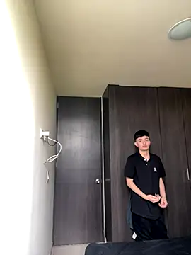 nico 18x online show from 10.18.25