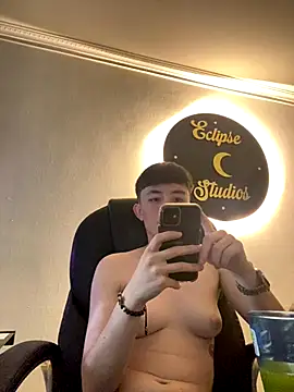 nico 18x online show from 11.08.25