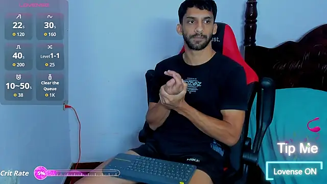 Snapshot of mike_shelby21 chatting on 12.20.25 mike shelby21 online show from 12.20.25