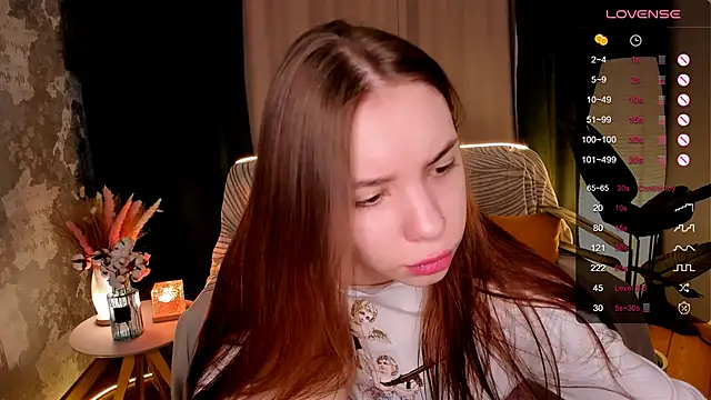 Snapshot of MilliBrown_ chatting on 11.17.25 MilliBrown online show from 11.17.25