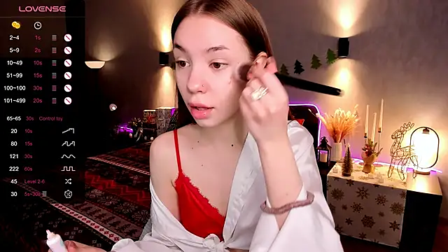 Snapshot of MilliBrown_ chatting on 12.16.25 MilliBrown online show from 12.16.25