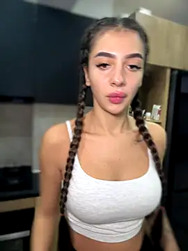 LaraVegas  online show from 10.04.25