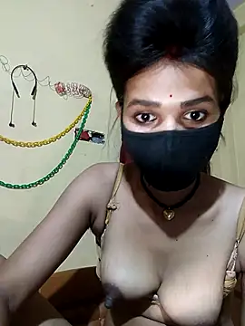 Snapshot of Hoty_girl_143 chatting on 03.21.25 Hoty girl 143 online show from 03.21.25