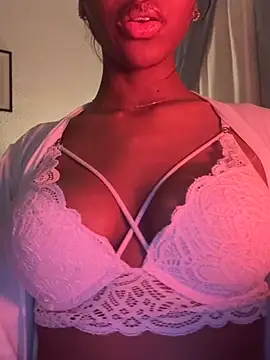 IamCrystal2 online show from 01.12.25