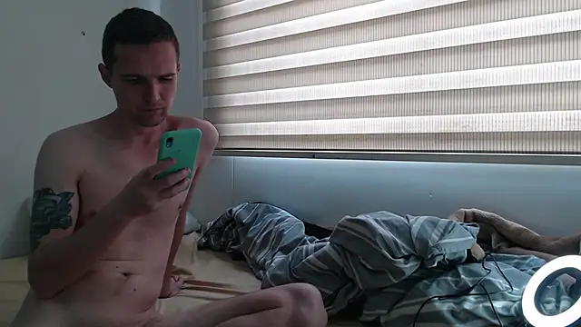 Snapshot of serugay_24 chatting on 12.15.24 serugay 24 online show from 12.15.24