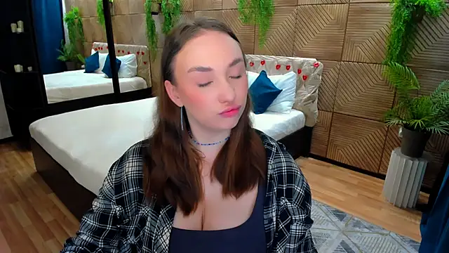 TrueReincarnation online show from 04.08.26