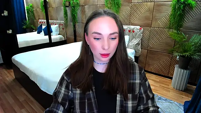 Snapshot of TrueReincarnation chatting on 05.19.26 TrueReincarnation online show from 05.19.26