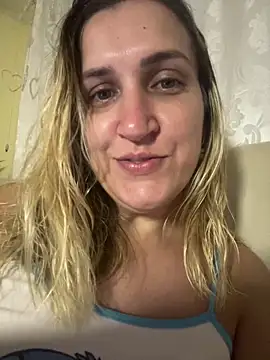 Snapshot of Bia_sexynovaes chatting on 02.06.26 Bia sexynovaes online show from 02.06.26