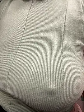 Lella Ryann  online show from 02.26.25