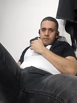 CRISTHIAN GREY01 online show from 02.13.25