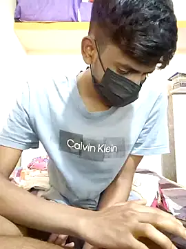 KissesBoyAD online show from 12.20.24