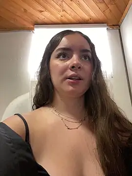 imlindapink online show from 01.24.25