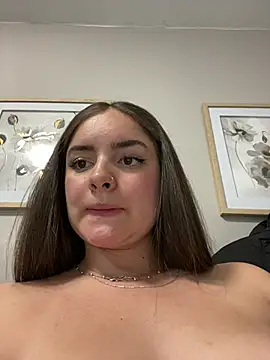 imlindapink online show from 01.24.25