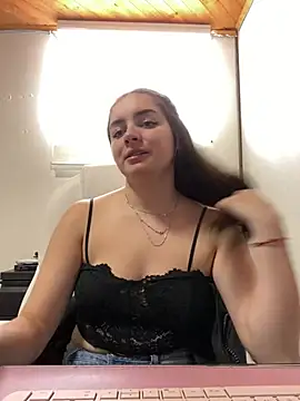 imlindapink online show from 02.06.25