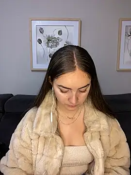 imlindapink online show from 02.11.25