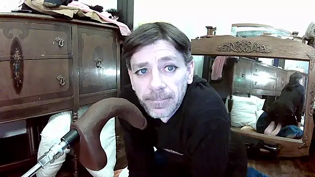 MaxJr8008 online show from 02.24.26