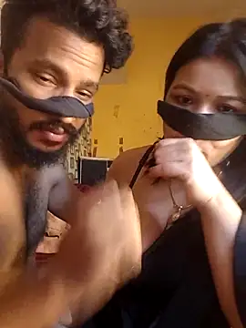 Snapshot of Radhikadavi879 chatting on 11.15.25 Radhikadavi879 online show from 11.15.25