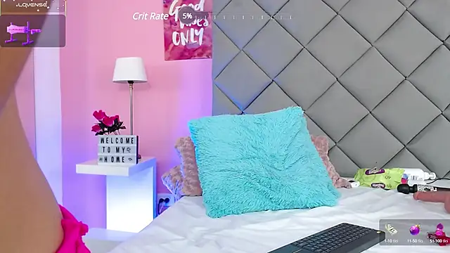 SaraSchmitt online show from 02.27.25