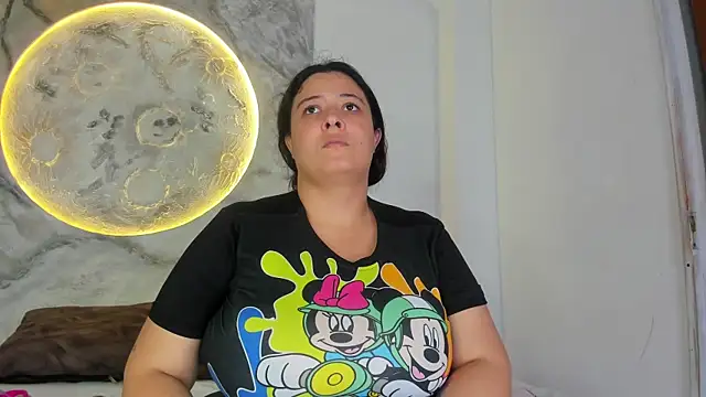 JulietaKane online show from 12.23.25