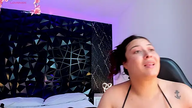 JulietaKane online show from 03.30.26