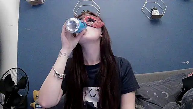 LexiSnowUK online show from 03.31.26