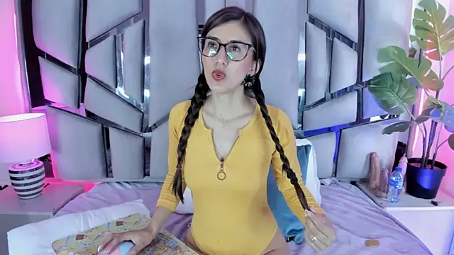  jade white  online show from 11.26.25