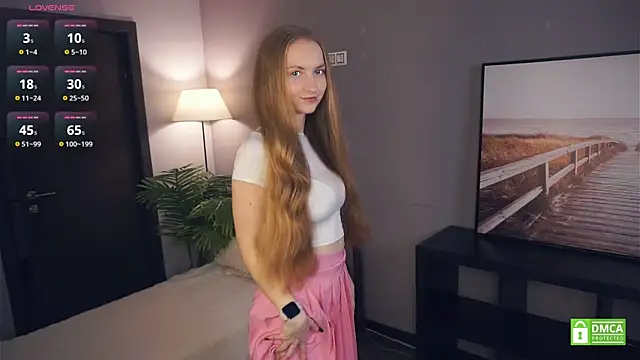 Snapshot of EsmaCarll chatting on 12.01.25 EsmaCarll online show from 12.01.25