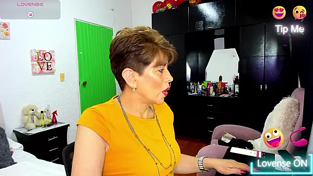 Snapshot of Angelina_Stone_65 chatting on 02.22.26 Angelina Stone 65 online show from 02.22.26