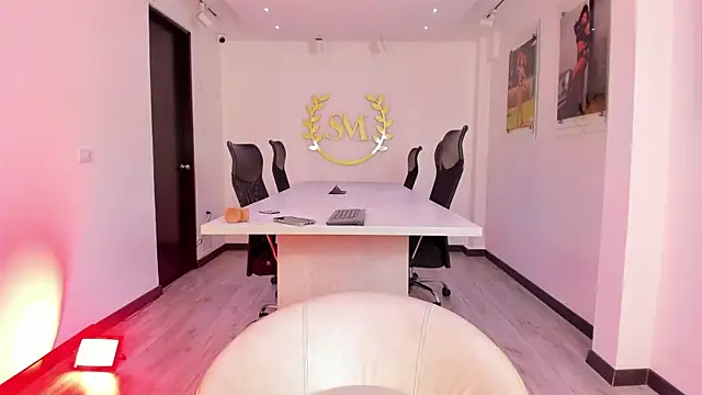 NairobiLee online show from 01.10.26