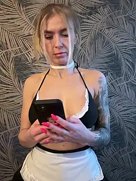 BlueEyesCarole online show from 03.05.25