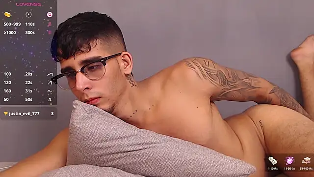 iamcamiloo  online show from 12.05.24