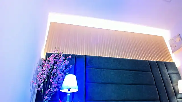 NaomyBaez online show from 12.12.24