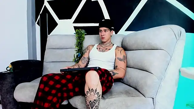 JUSTIN FULLER1 online show from 10.23.25