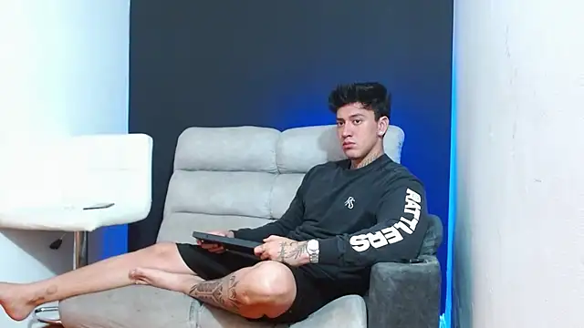 JUSTIN FULLER1 online show from 03.15.26