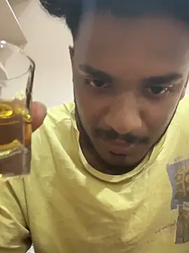 Snapshot of PRASADREDDY_HYD chatting on 12.17.25 PRASADREDDY HYD online show from 12.17.25