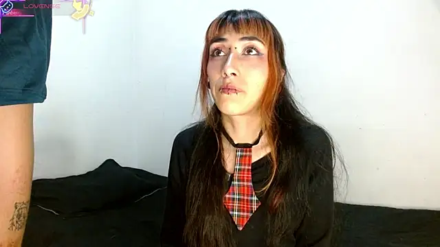 Snapshot of Asterothxznikki chatting on 10.29.25 Asterothxznikki online show from 10.29.25