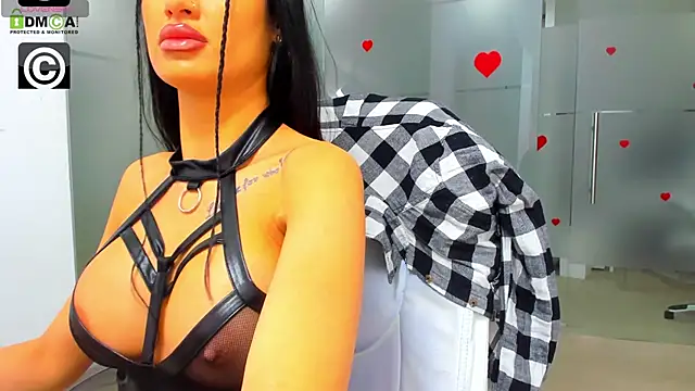 Queenrafaella online show from 03.04.26